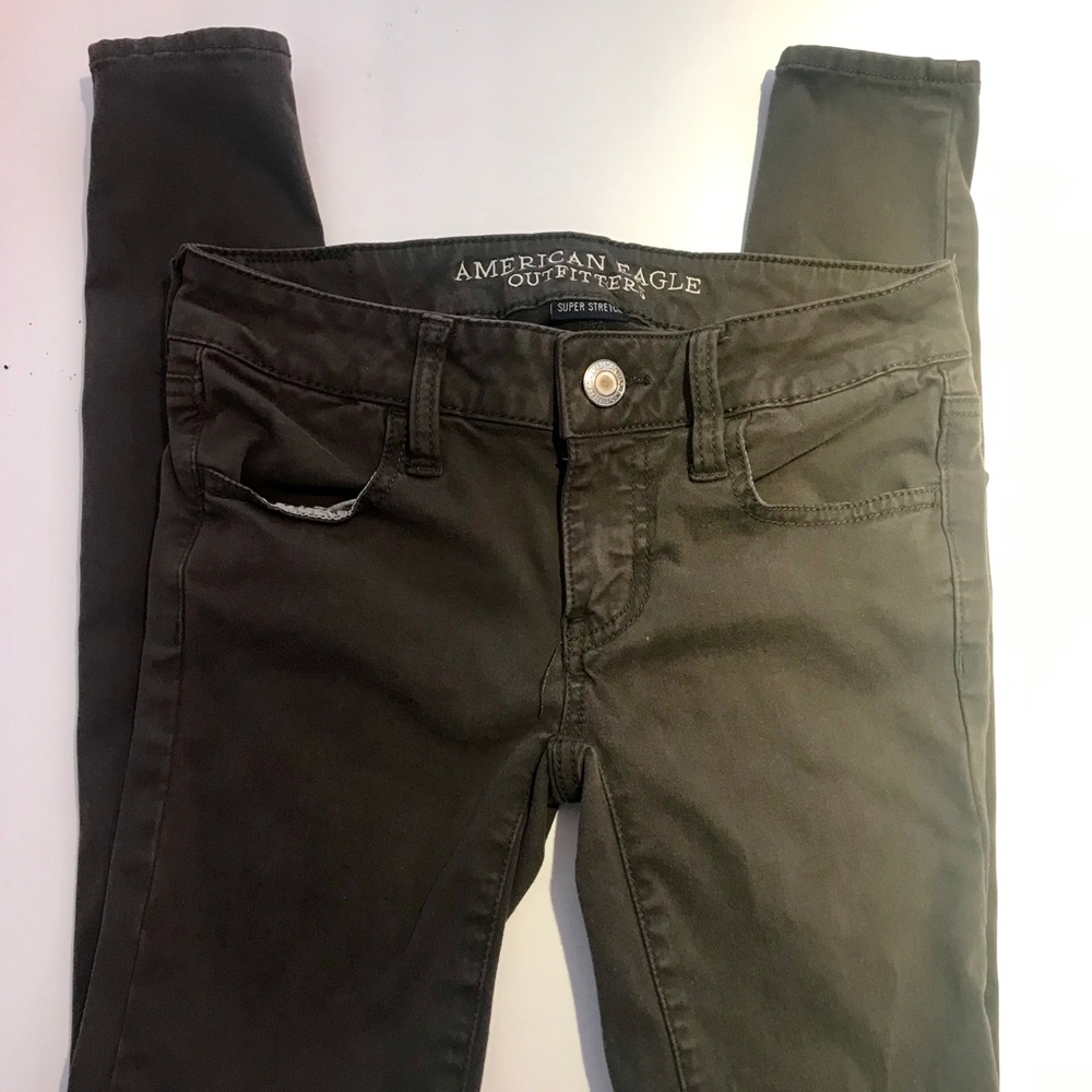 Army green American eagle jeggings